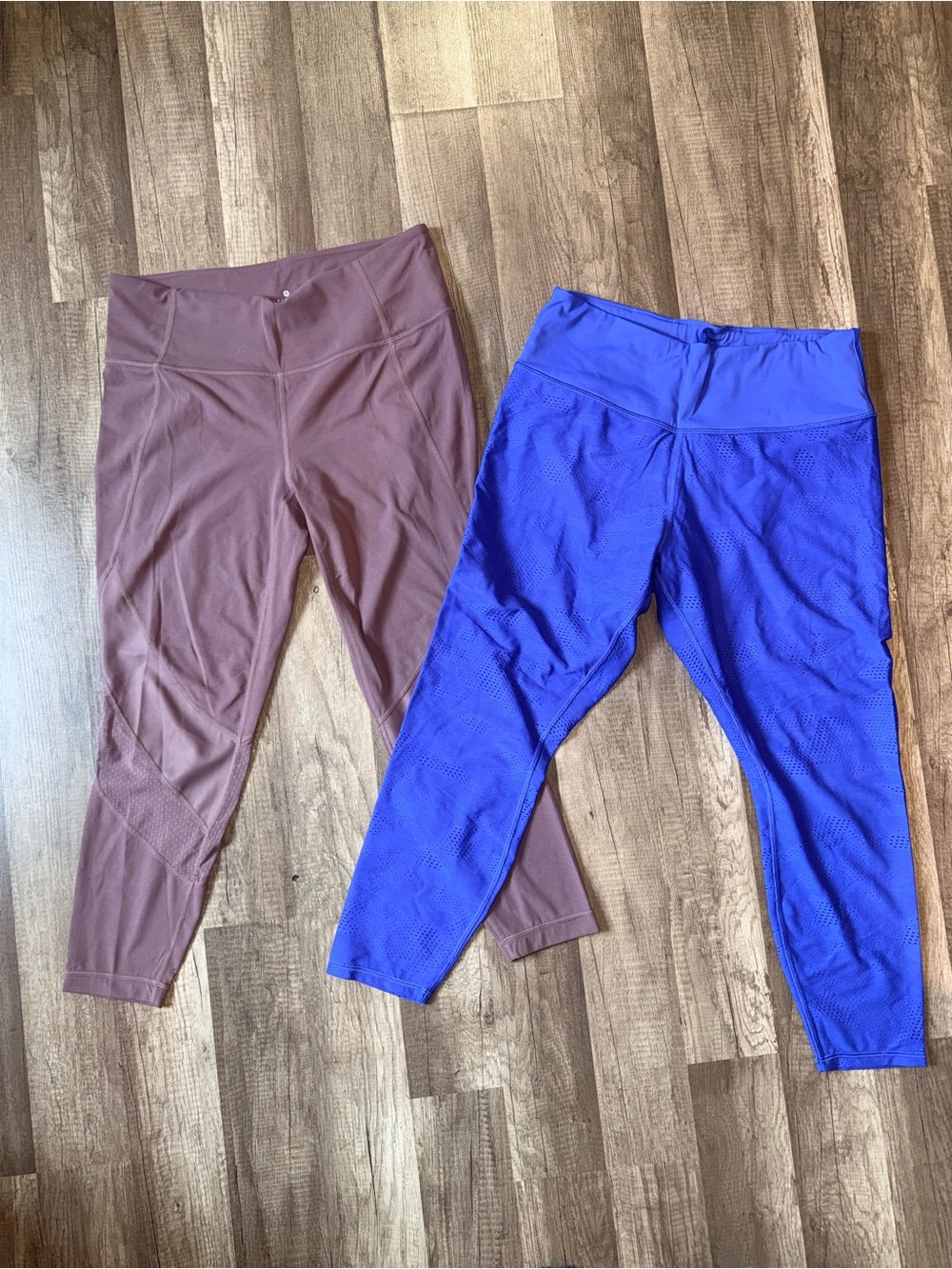 Athleta 7/8 Leggings Bundle of 2 - Blue & Mauve - L